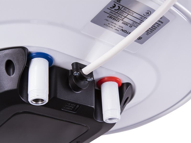 Водонагрівач електричний Ariston PRO1 ECO 150 V 2K CZ EU 3700569 фото Водонагрівач електричний Ariston PRO1 ECO 150 V 2K CZ EU 3700569 фото