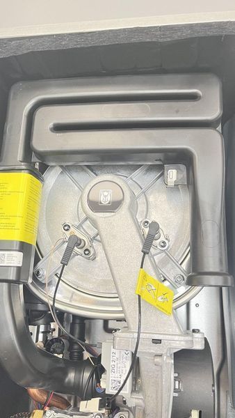 21 кВт. Котел конденсаційний газовий Vaillant ecTEC plus VUW 26CS/1-5 (N-INT2) / до 200 м2 10043966 фото