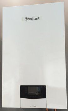 Конденсаційний котел Vaillant ecoTEC plus VUW 40CS/1-5 (N-INT2) / 0010024610 10024610 фото