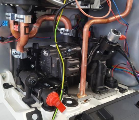 24 кВт. Котел конденсаційний газовий Protherm Puma Condens 24/28 MKV-AS/1 / до 240 м2 10026149 фото 24 кВт. Котел конденсаційний газовий Protherm Puma Condens 24/28 MKV-AS/1 / до 240 м2 10026149 фото