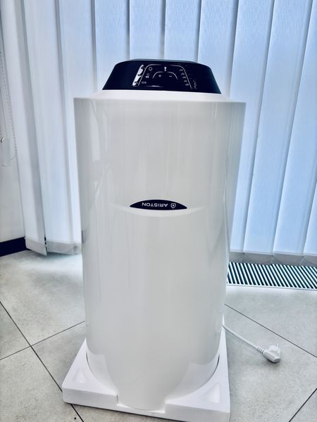 Бойлер електричний Ariston PRO1 ECO 50 V SLIM 1,8K 50л 3626460 фото Бойлер електричний Ariston PRO1 ECO 50 V SLIM 1,8K 50л 3626460 фото