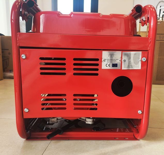Бензиновий електрогенератор LPG SET 2 кВт (230/380 В) jx2500 фото Бензиновий електрогенератор LPG SET 2 кВт (230/380 В) jx2500 фото